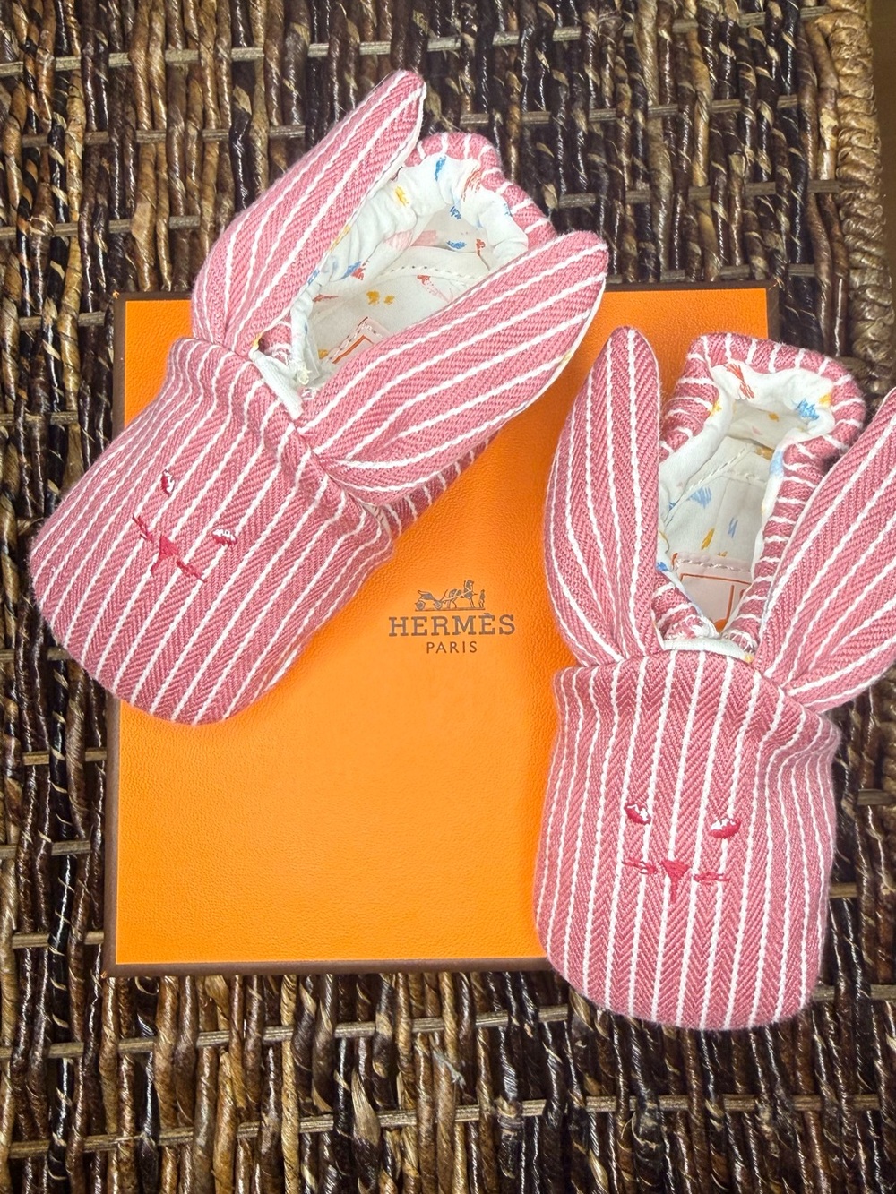 NWT/NIB Hermés Bunny Baby Booties
